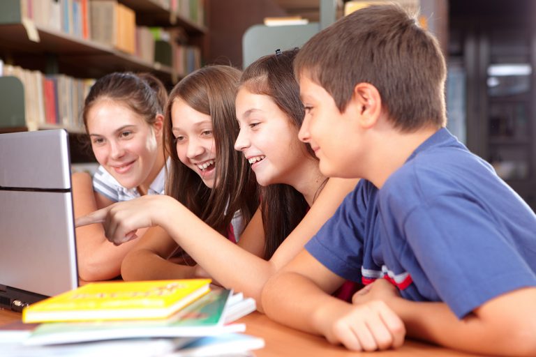 The Many Benefits of Using Virtual Field Trips in the Classroom